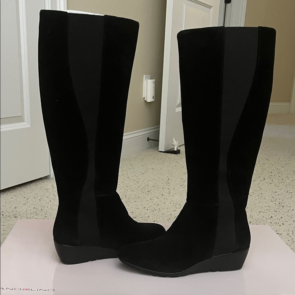 Bandolino Black Suede Heeled Boots